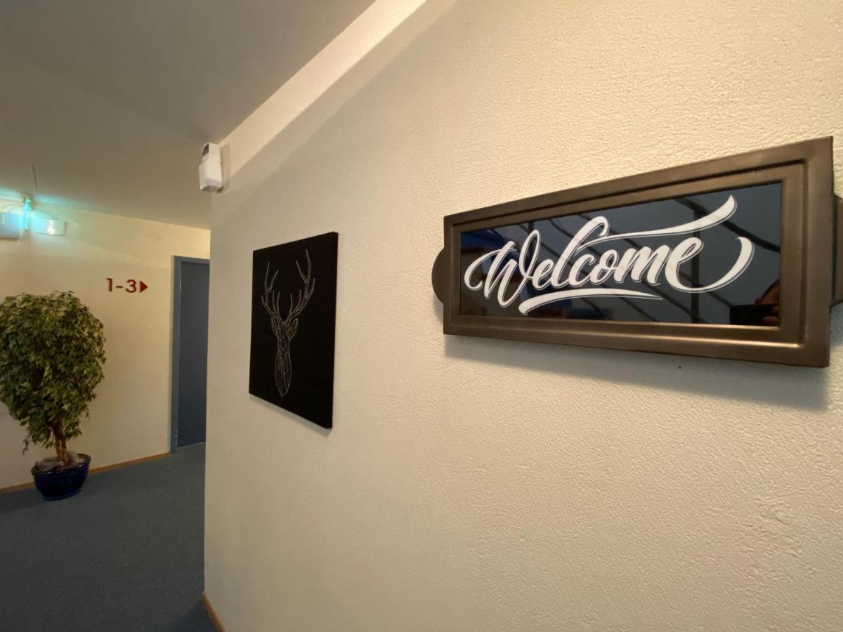 Hotel Hirschen Hinwil エクステリア 写真